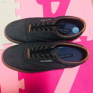 TOMMY HILFIGER TMPHELIPO4-R Gray/Black Shoes